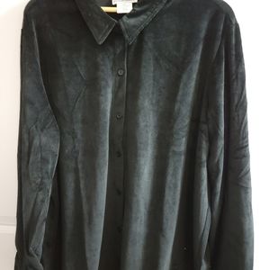 Anthony Richard's black button down 2x